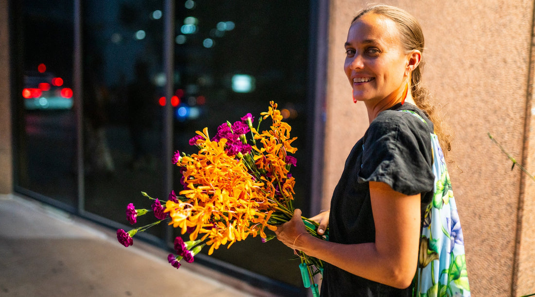 AUSTIN FLOWER FLOWER FLASH MOB